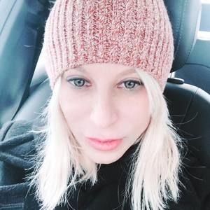 Meet your Posher, Beth-ann